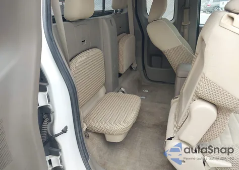 2010 Nissan Frontier Se z USA, uszkodzony, nr VIN 1N6AD0CU2AC432576